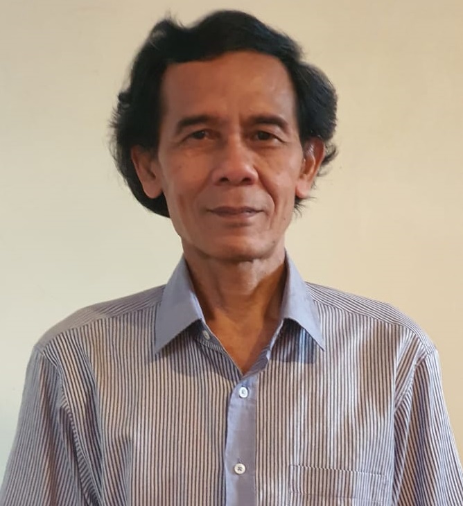 Prof. Dr. Drs. STEFANUS SANTOSA, M.Kom., IPM